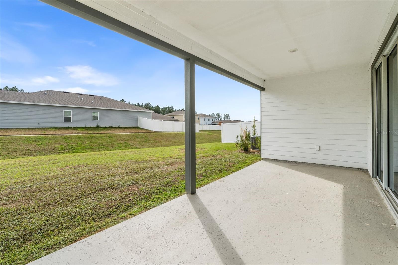 Image 30 of 34 For 17329 173rd Road