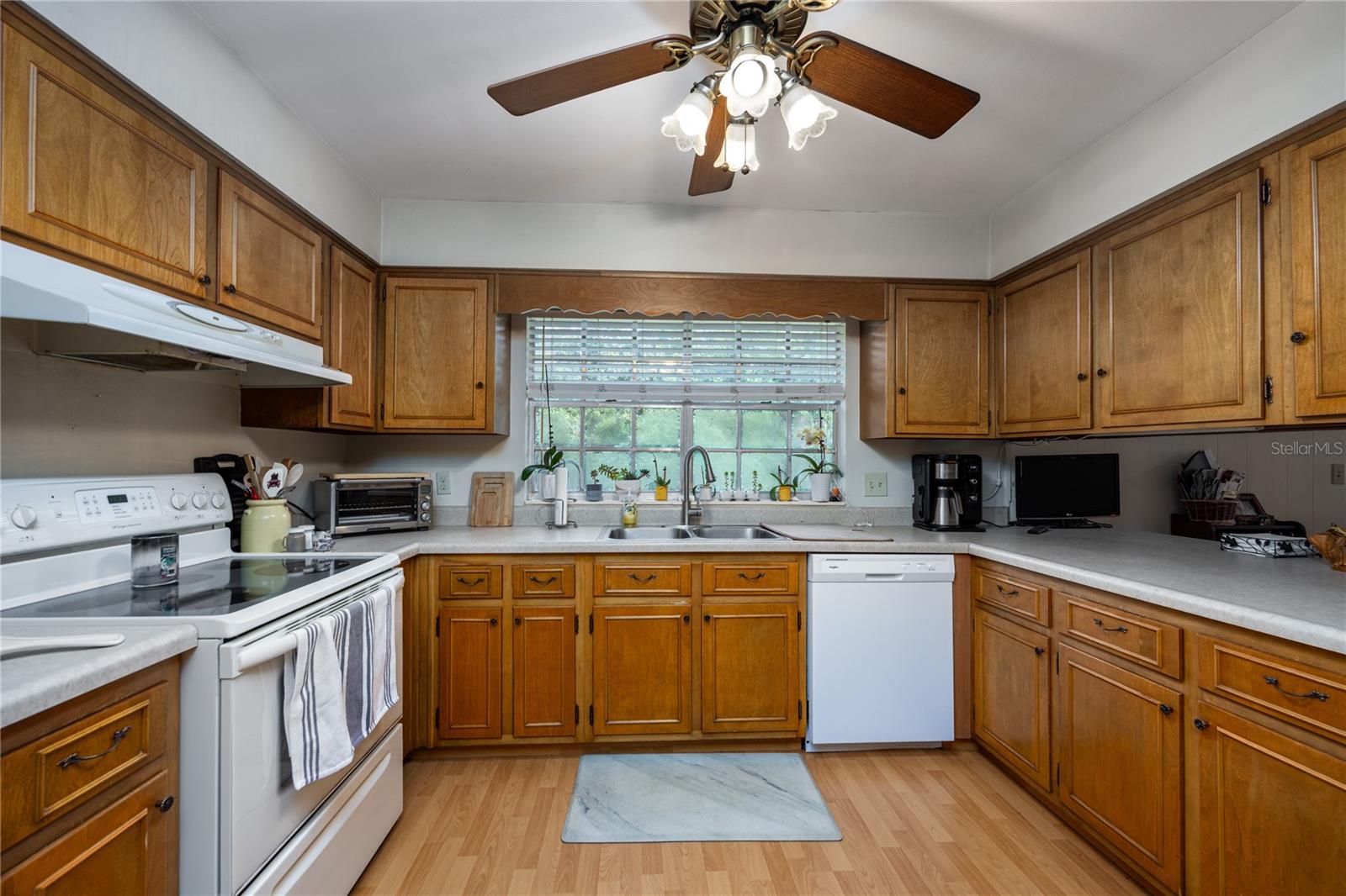 Image 14 of 51 For 18974 244th Street