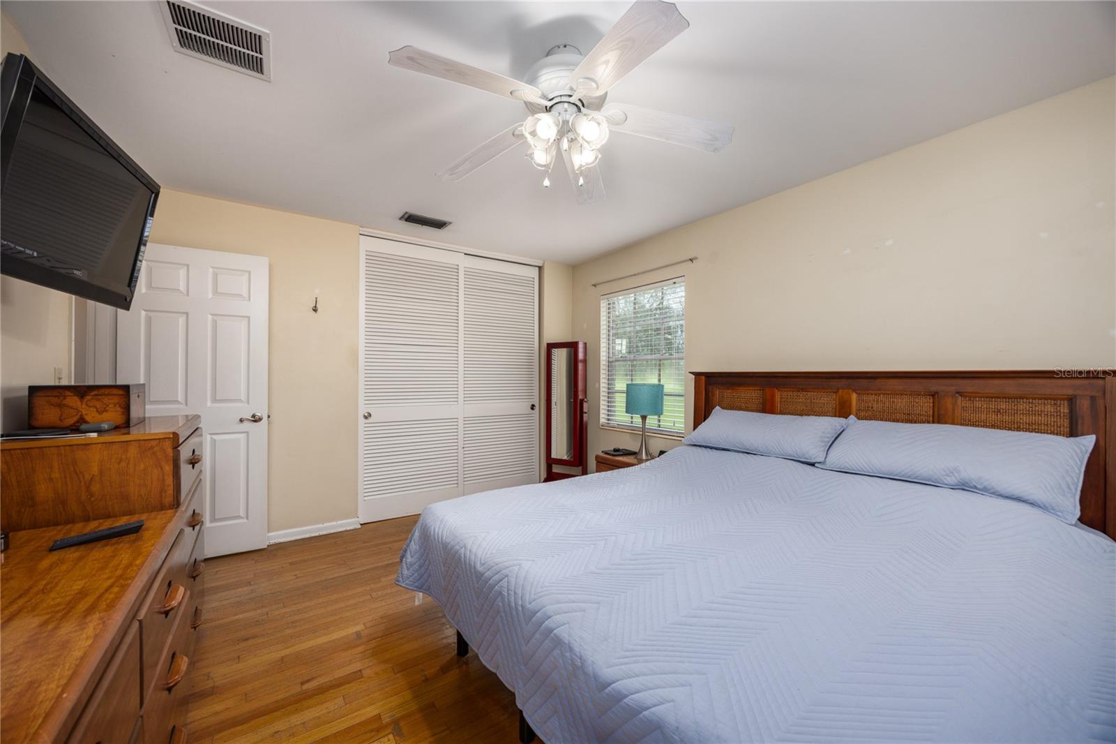 Image 26 of 51 For 18974 244th Street