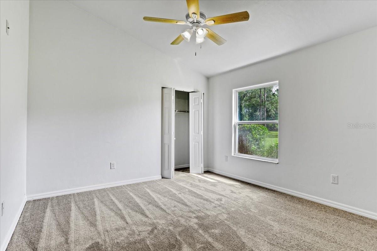 Image 13 of 36 For 18028 177th Avenue