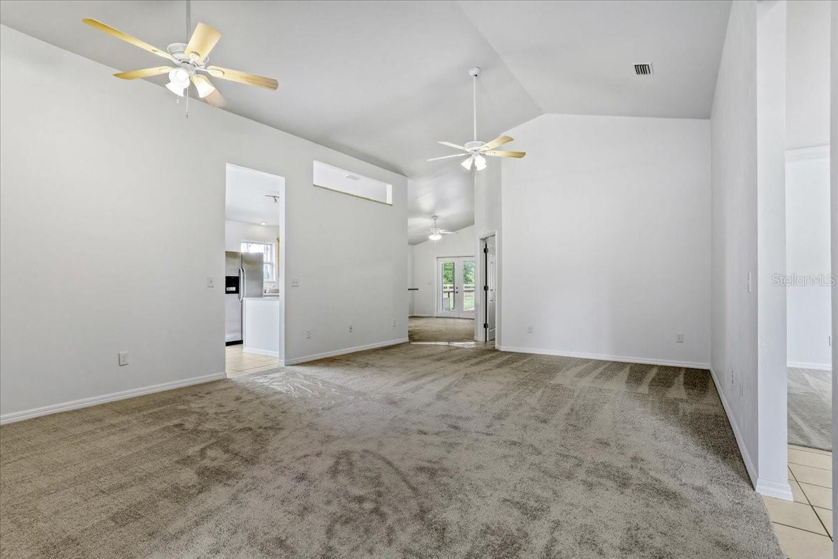 Image 4 of 36 For 18028 177th Avenue