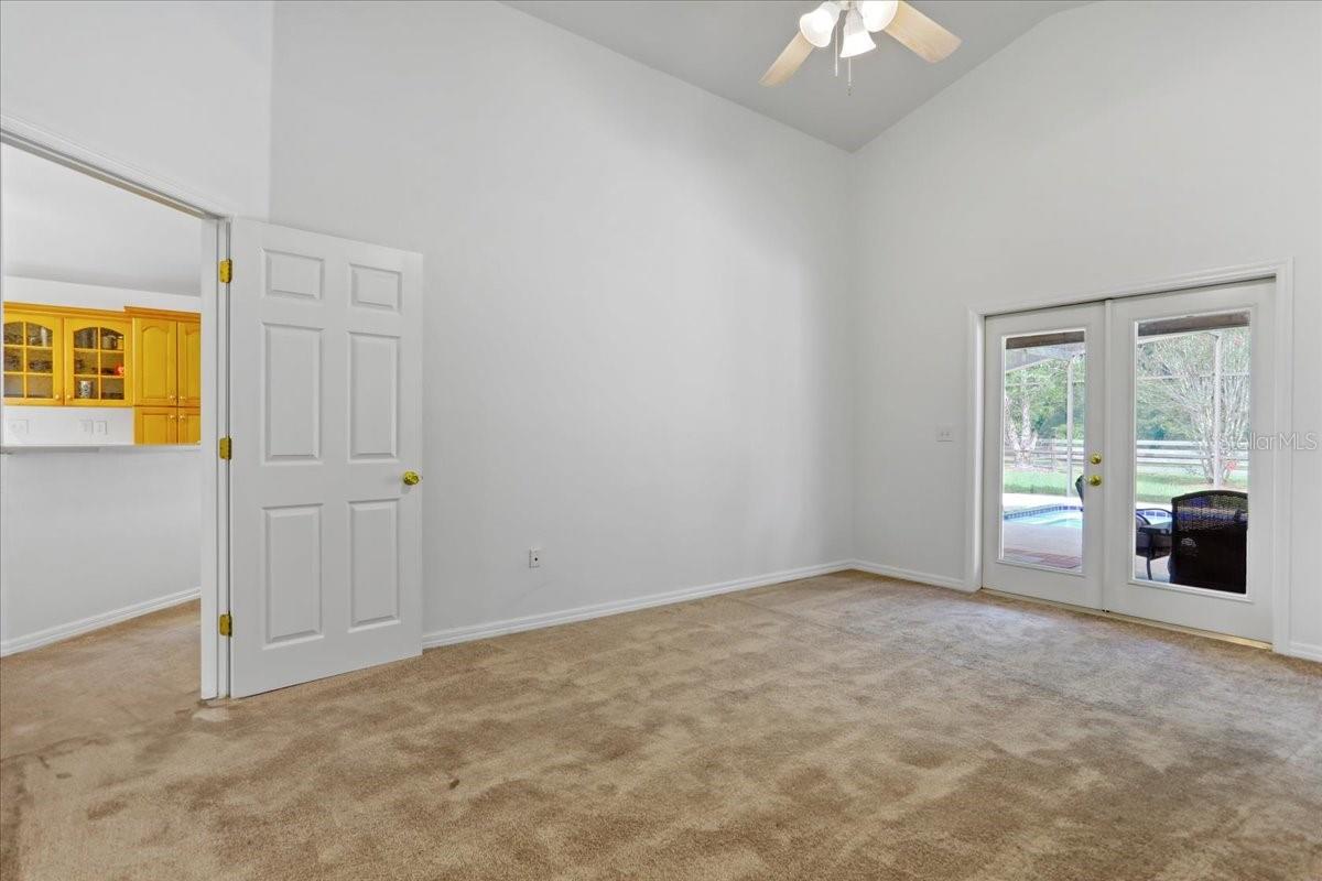 Image 7 of 36 For 18028 177th Avenue