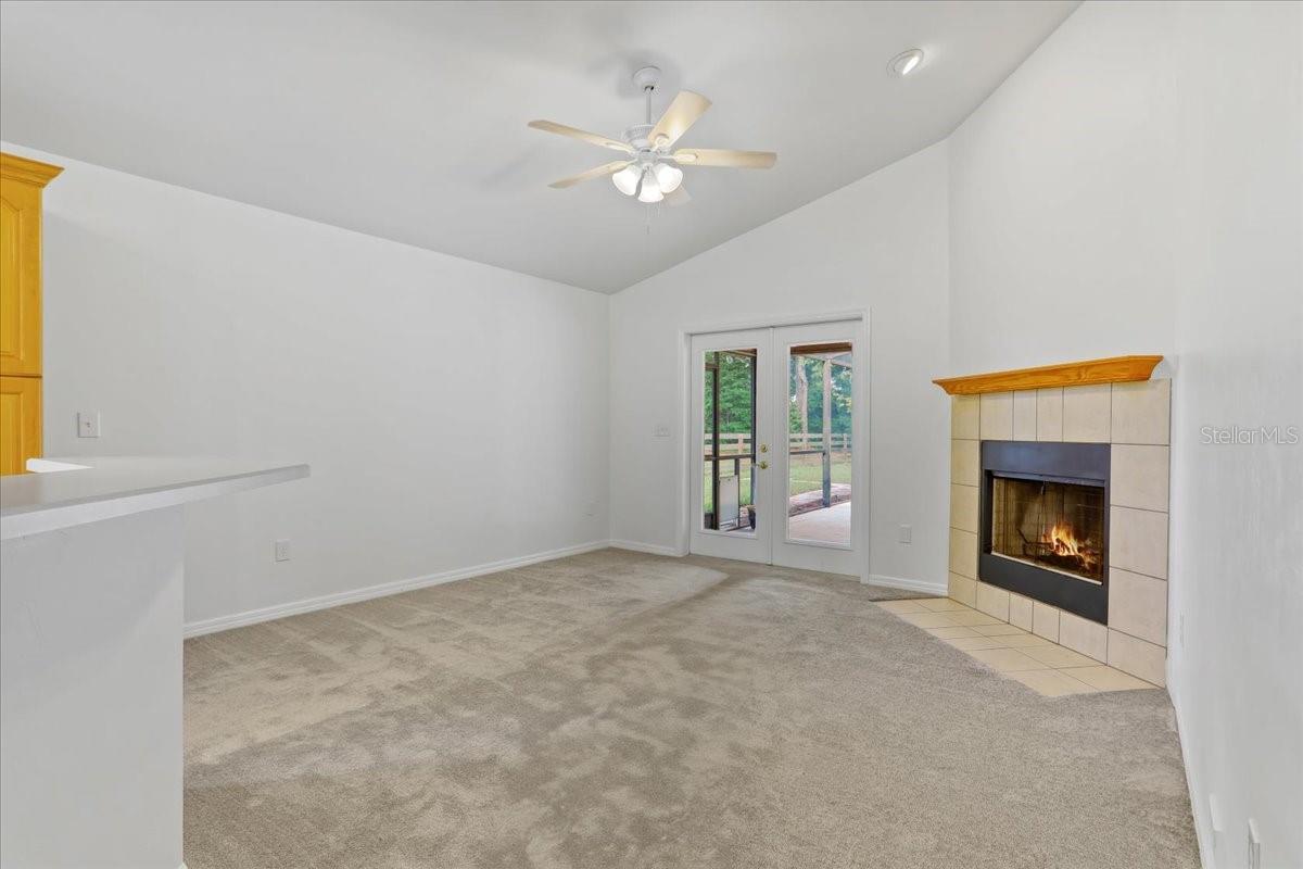 Image 8 of 36 For 18028 177th Avenue
