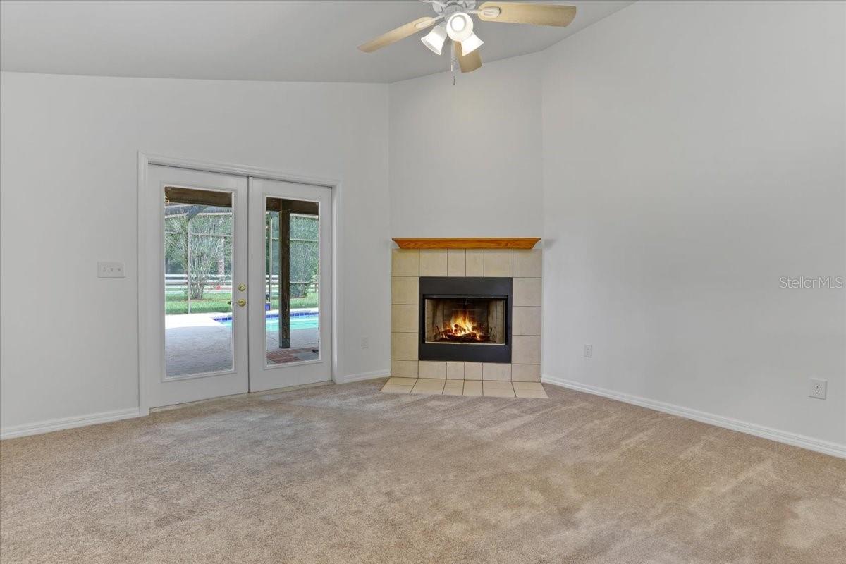 Image 9 of 36 For 18028 177th Avenue