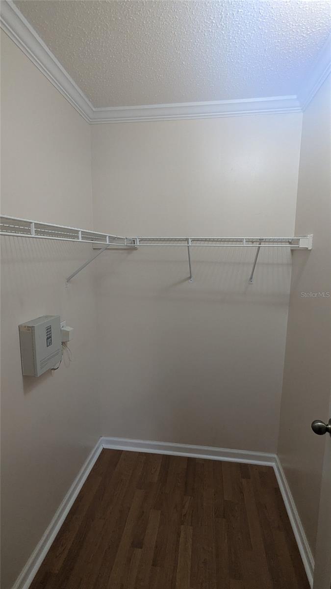 Image 15 of 29 For 2905 Archer Road T5028