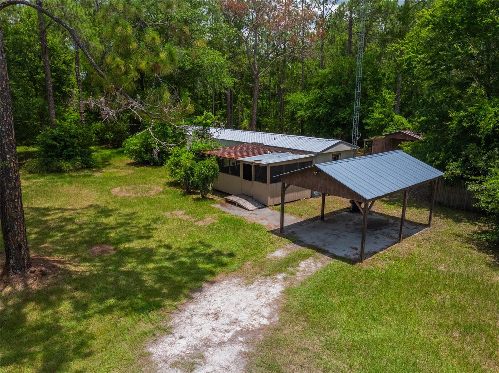 Image 3 of 26 For 20399 County Road 235 Road Sw