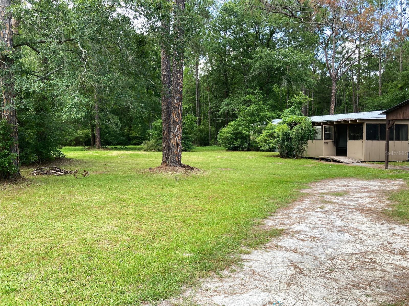 Image 5 of 26 For 20399 County Road 235 Road Sw