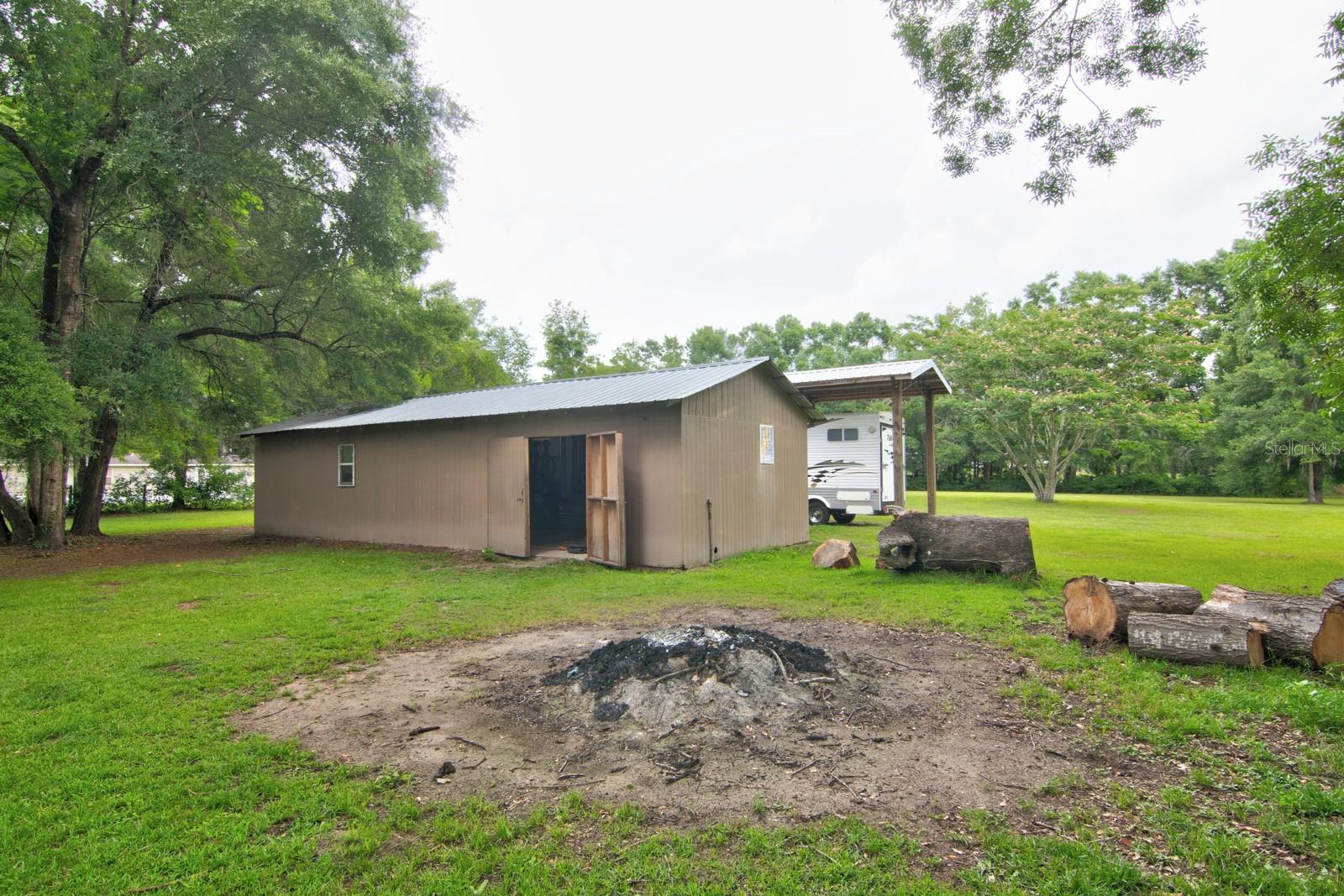 Image 19 of 31 For 18702 94th Avenue