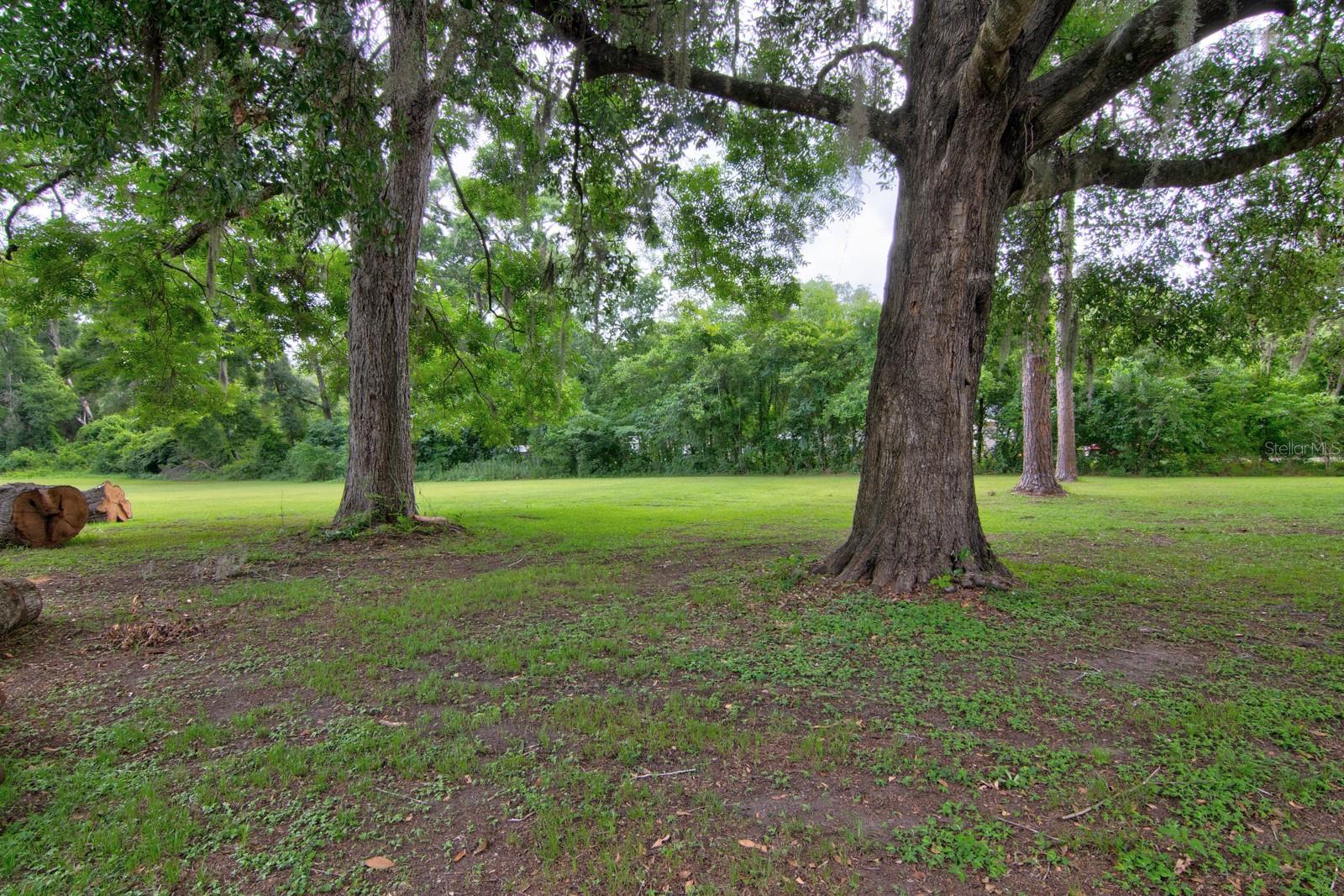 Image 22 of 31 For 18702 94th Avenue