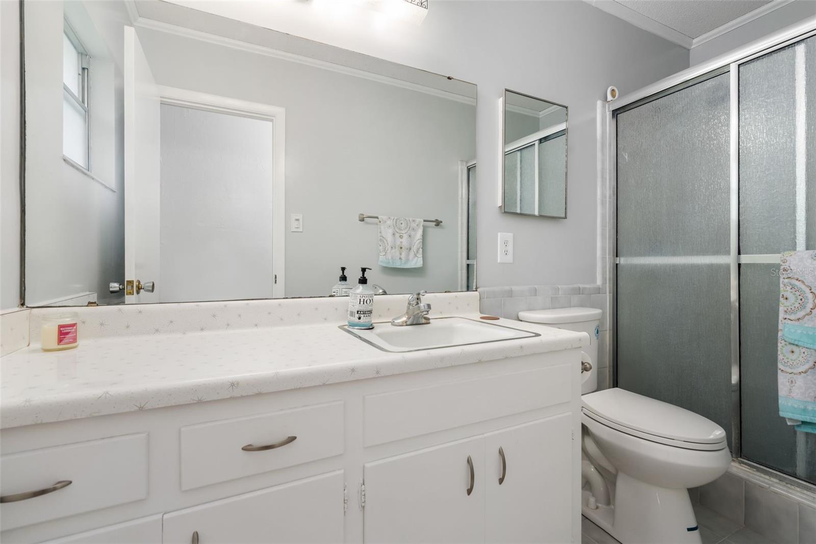 Image 5 of 33 For 4925 36th Drive