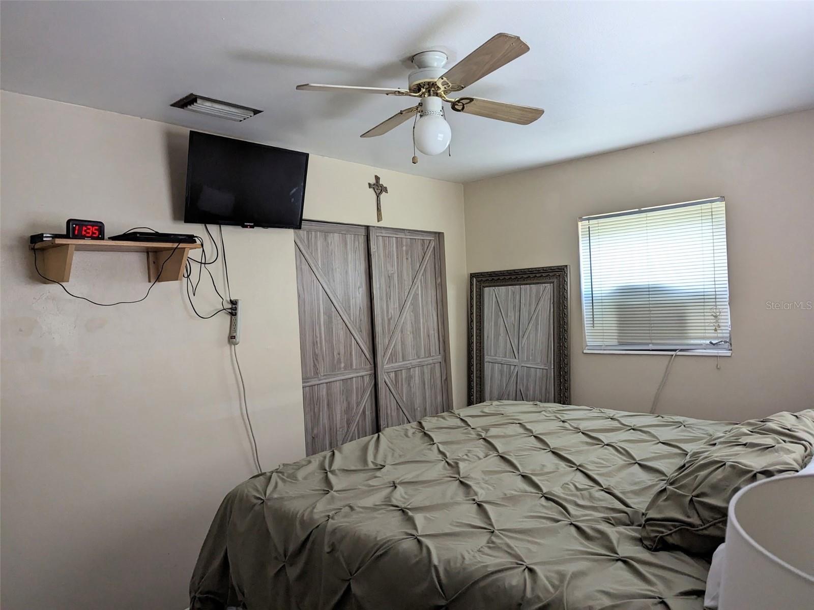Image 11 of 18 For 14230 167th Street