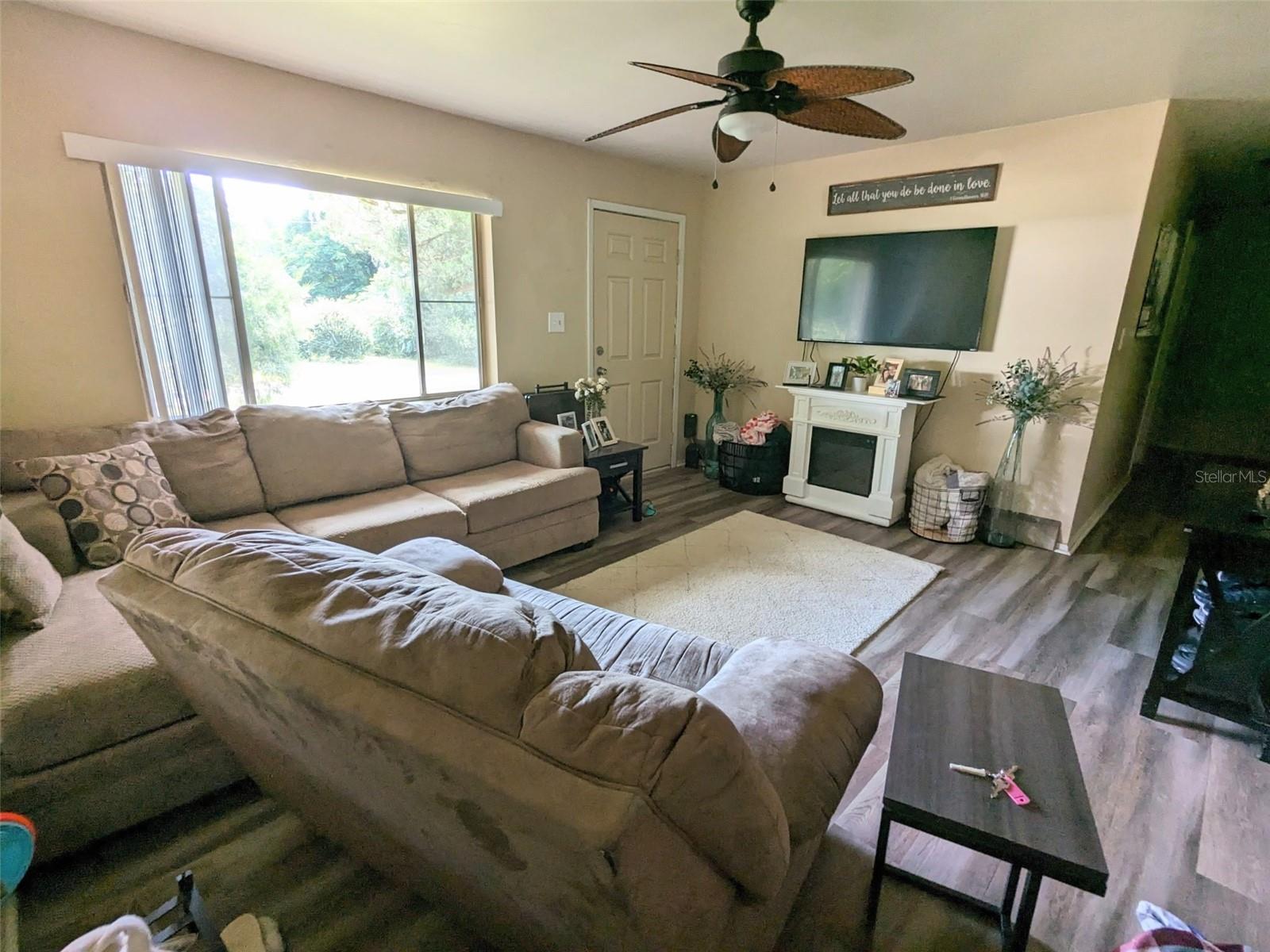 Image 4 of 18 For 14230 167th Street