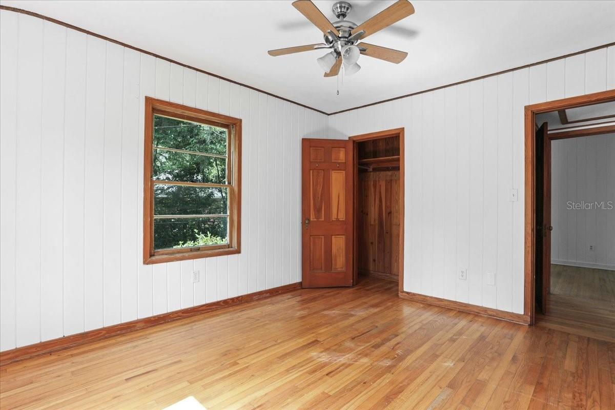 Image 19 of 32 For 916 9th Street