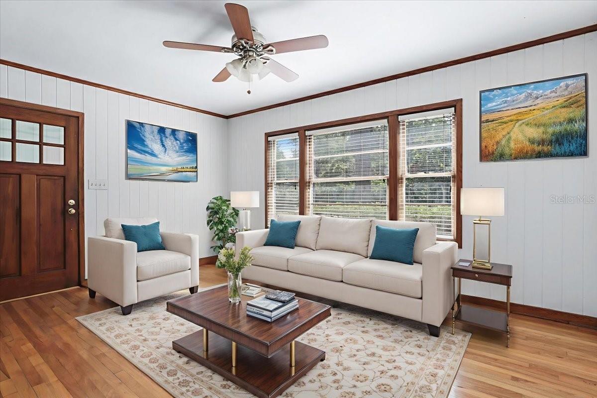 Image 2 of 32 For 916 9th Street
