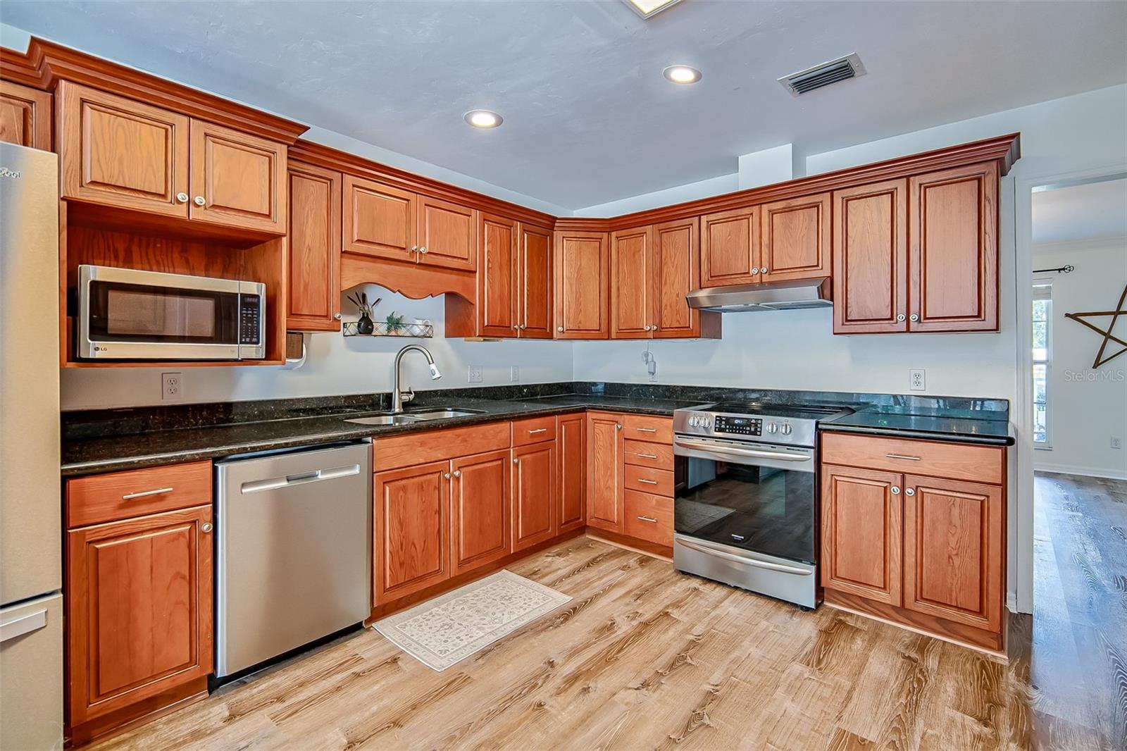 Image 17 of 72 For 24203 94th Avenue