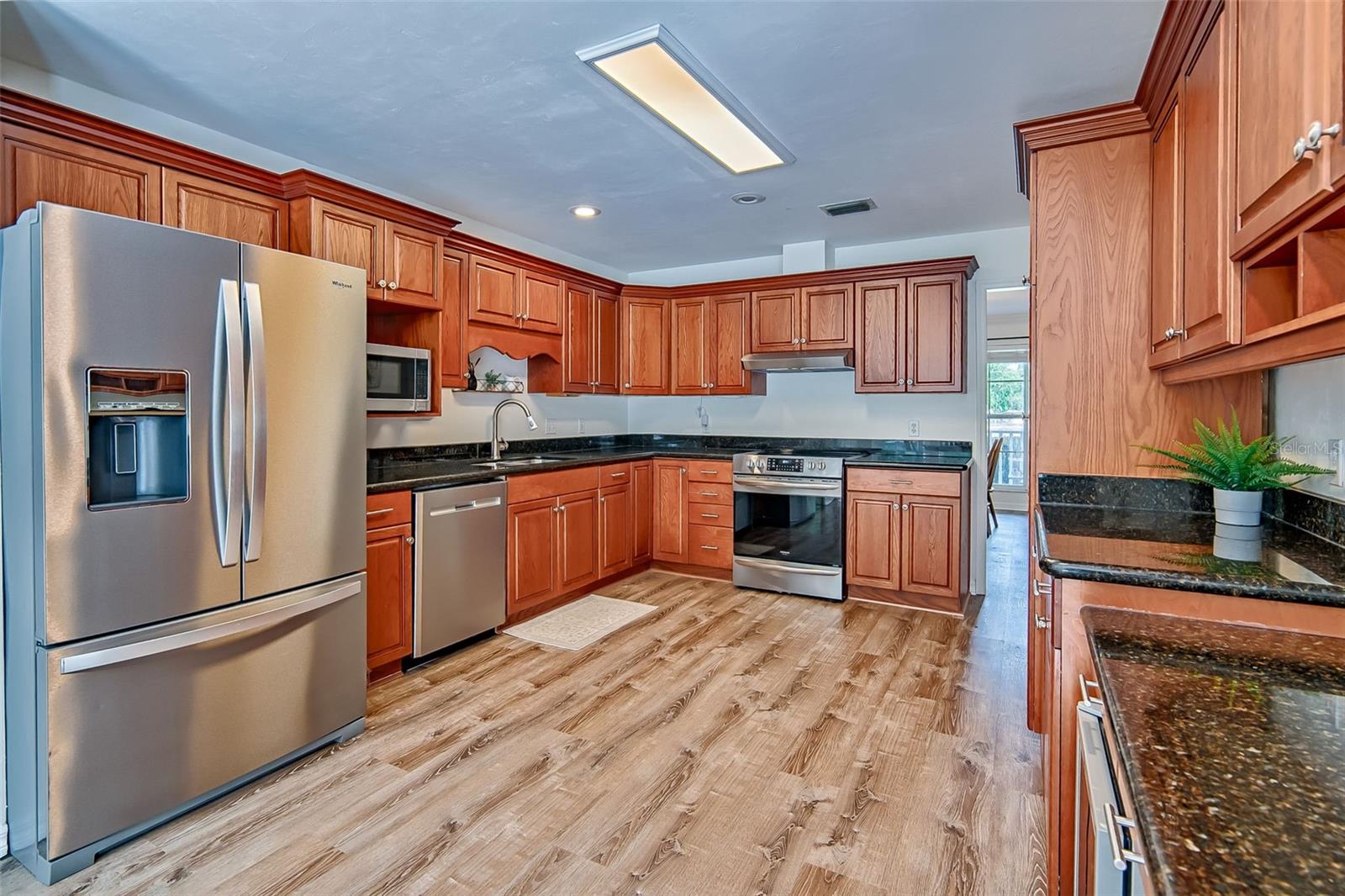 Image 18 of 72 For 24203 94th Avenue