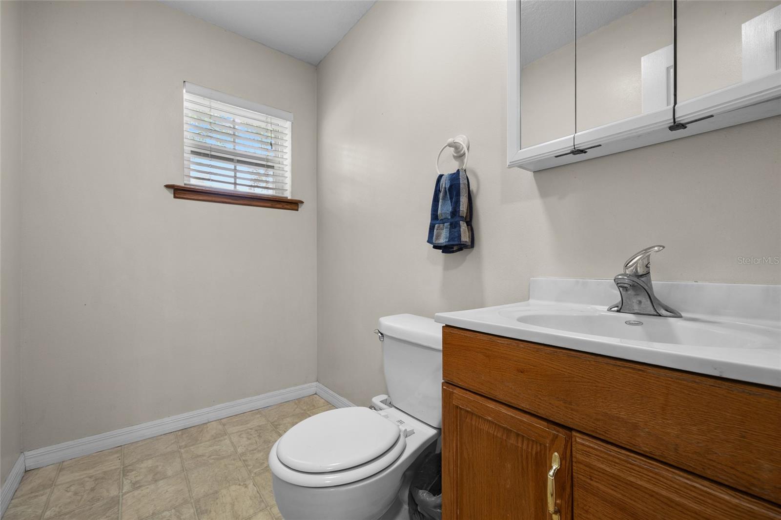 Image 40 of 56 For 1827 Shiloh Street