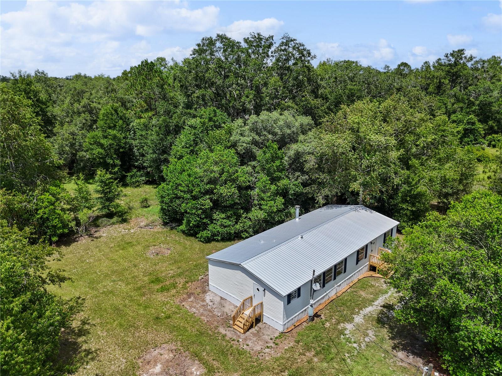 Image 3 of 30 For 600 Sw 15th Ct