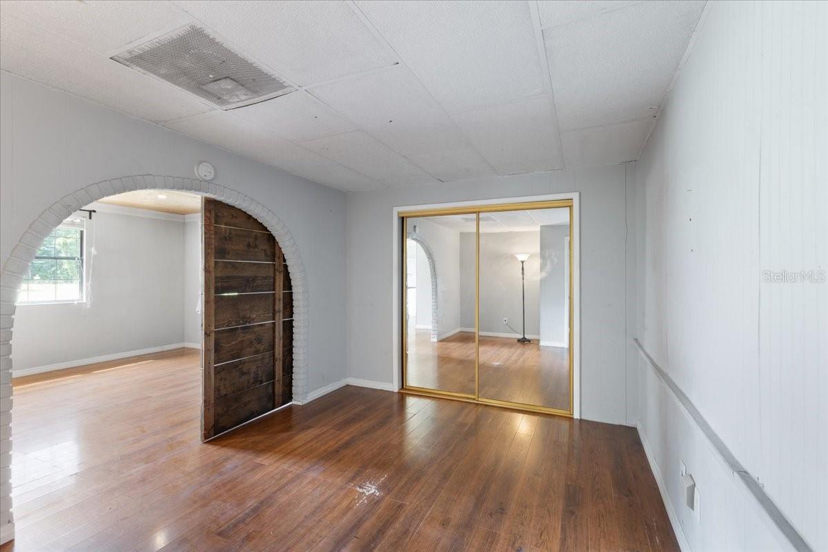 Image 13 of 45 For 6170 70th Street