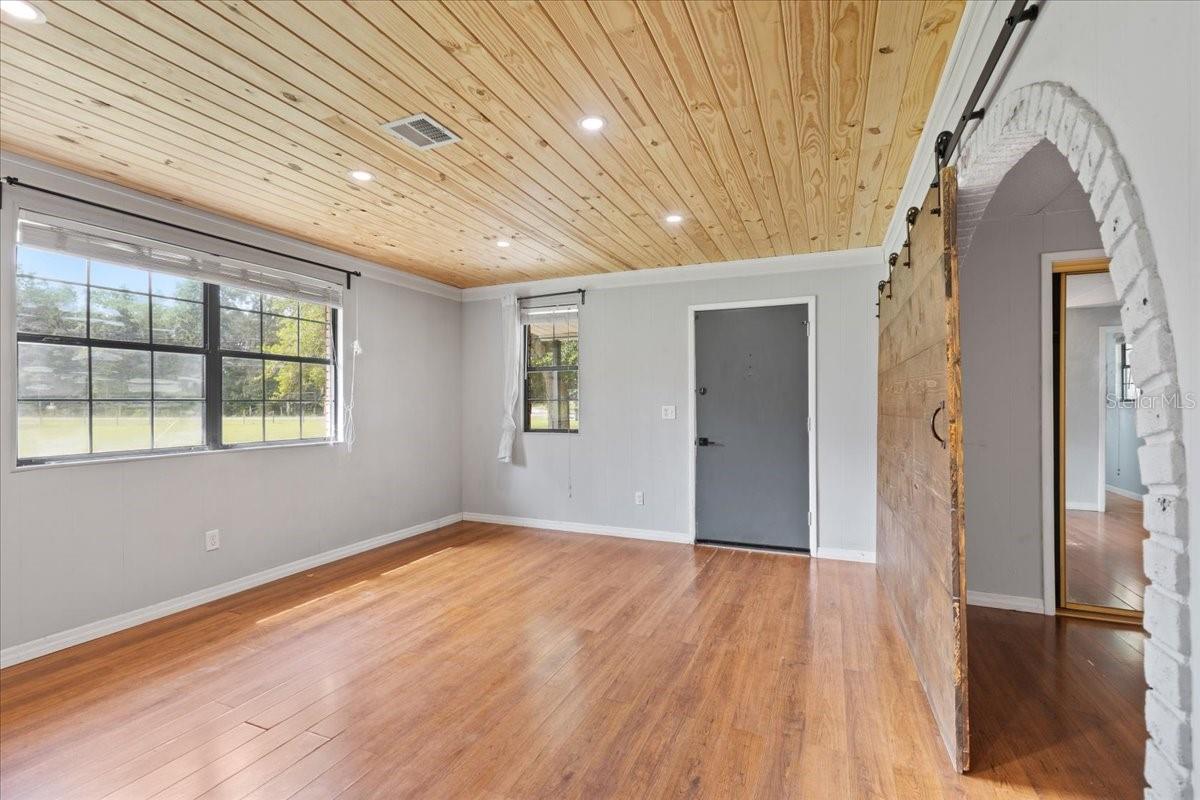Image 3 of 45 For 6170 70th Street
