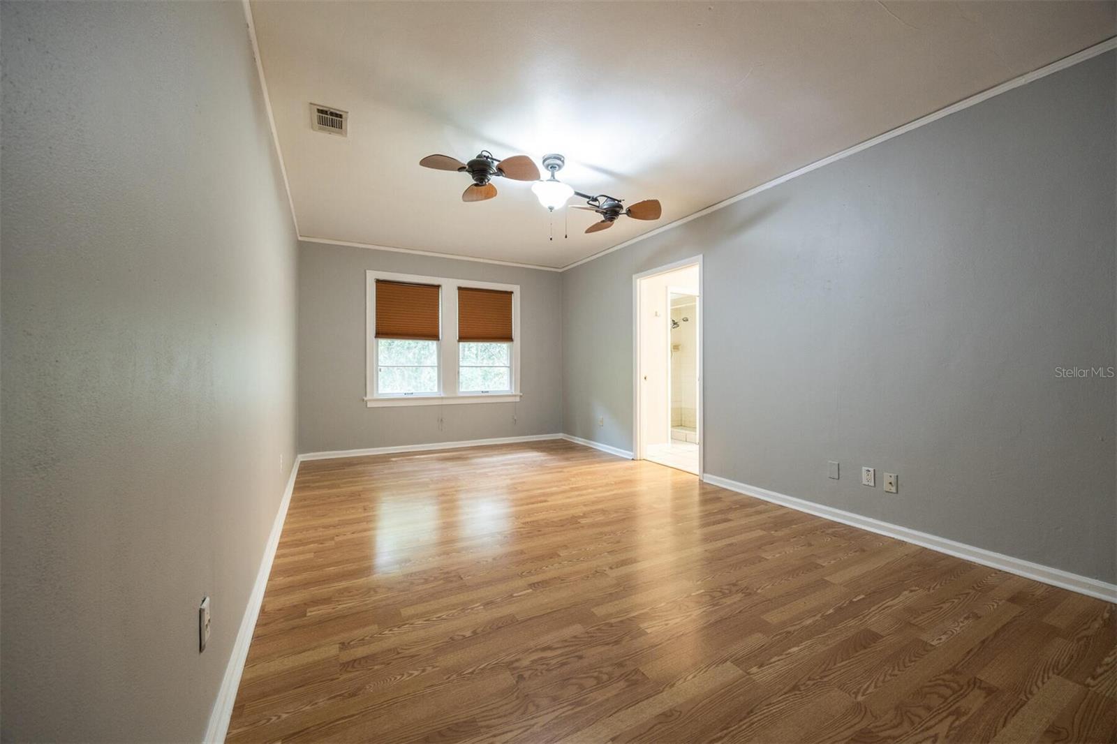 Image 33 of 59 For 1404 10th Avenue