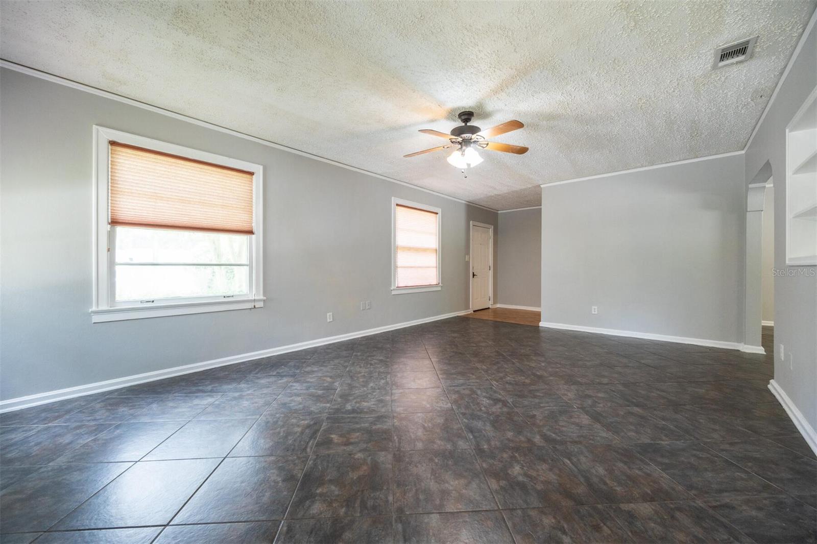 Image 4 of 59 For 1404 10th Avenue