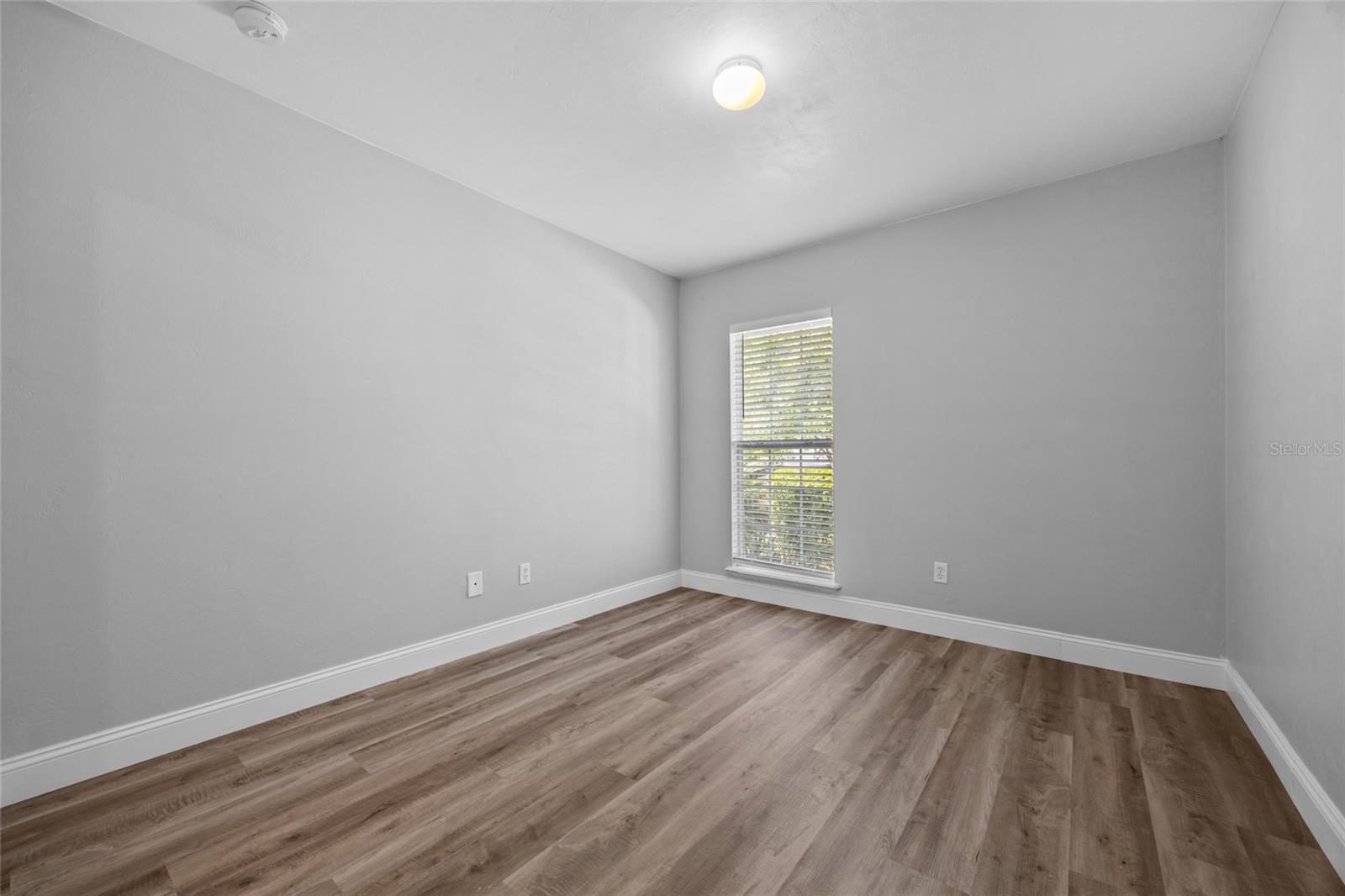 Image 13 of 29 For 7422 84th Drive