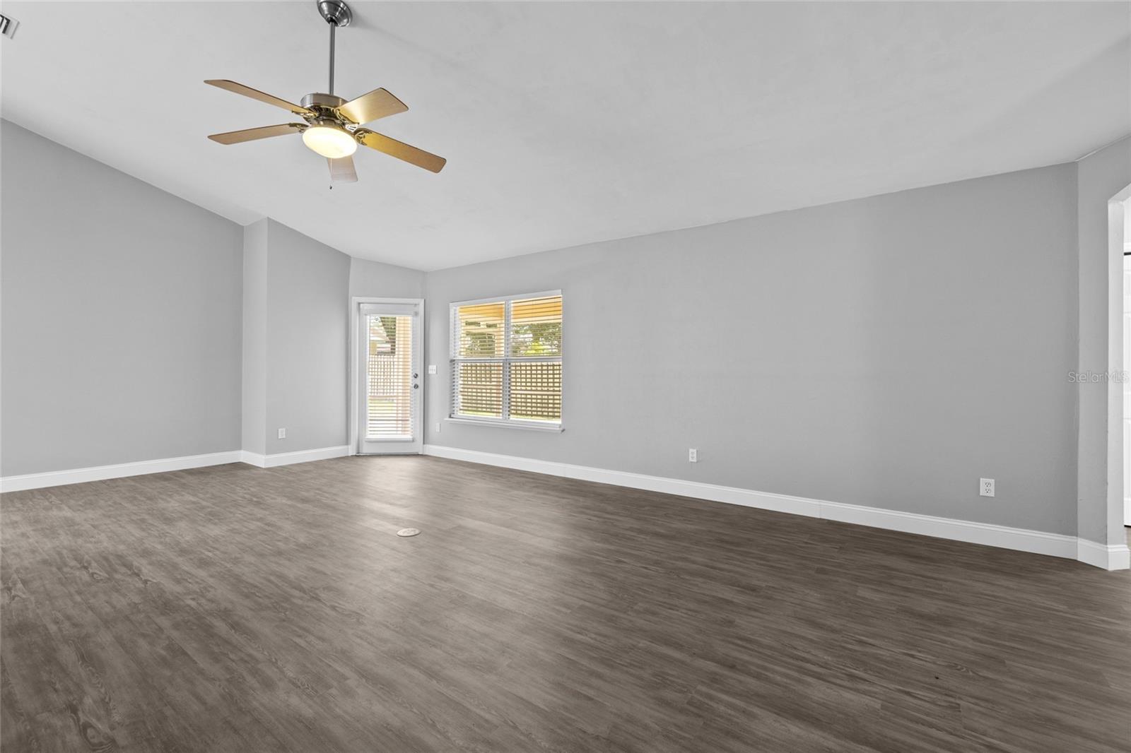 Image 4 of 29 For 7422 84th Drive