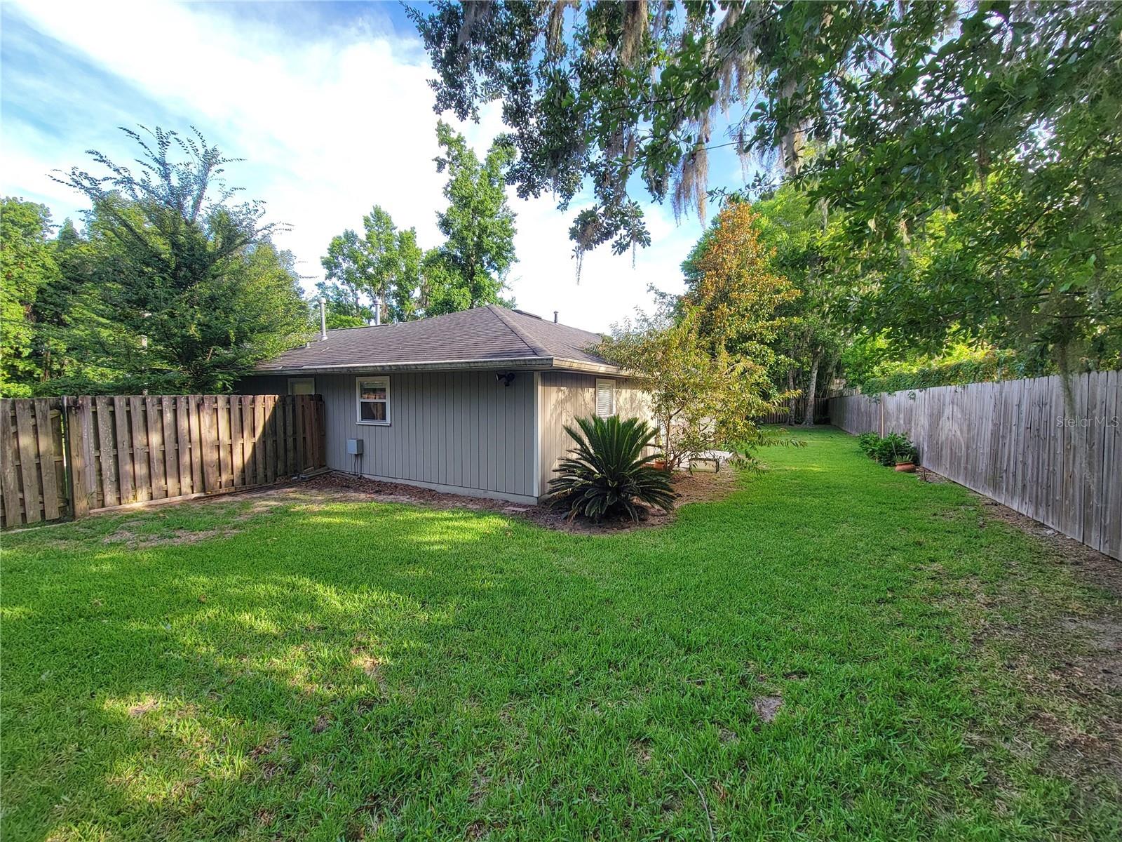 Image 27 of 29 For 510 96th Way