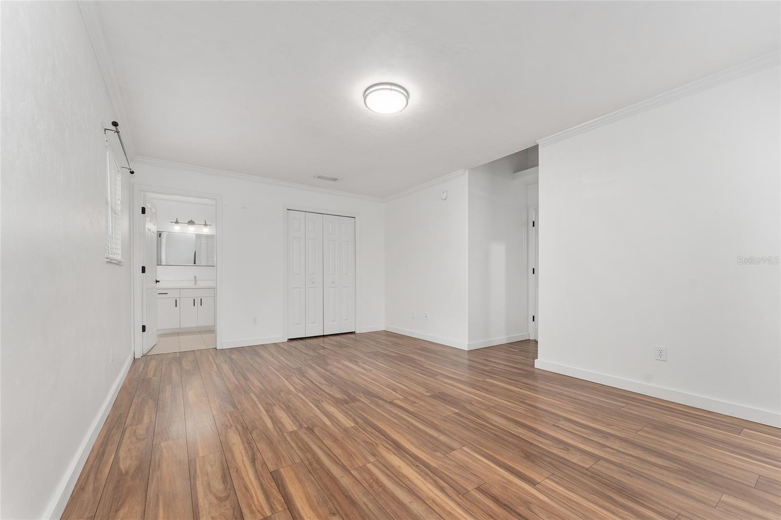Image 30 of 66 For 510 96th Way