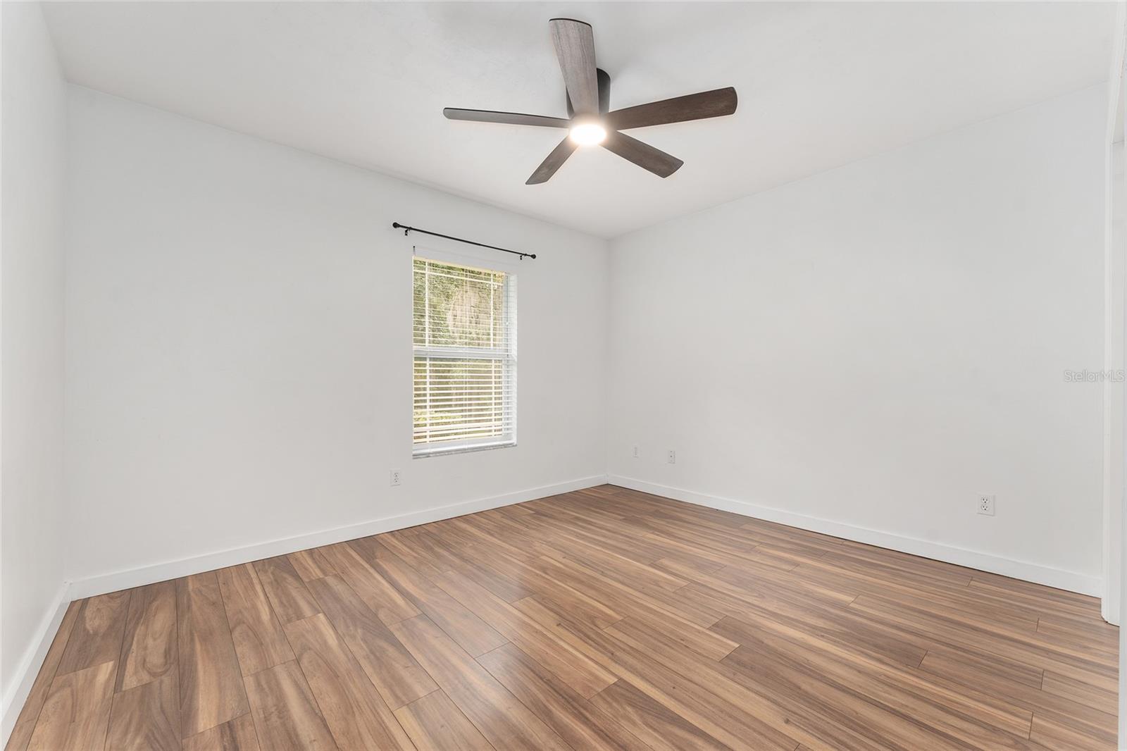 Image 35 of 66 For 510 96th Way