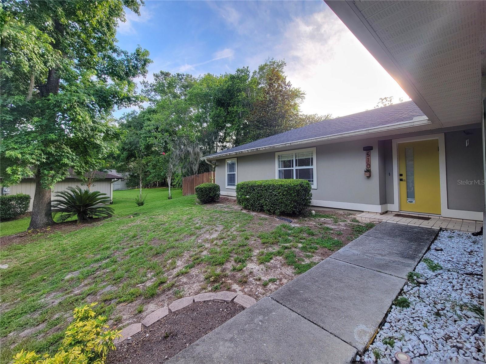 Image 4 of 29 For 510 96th Way