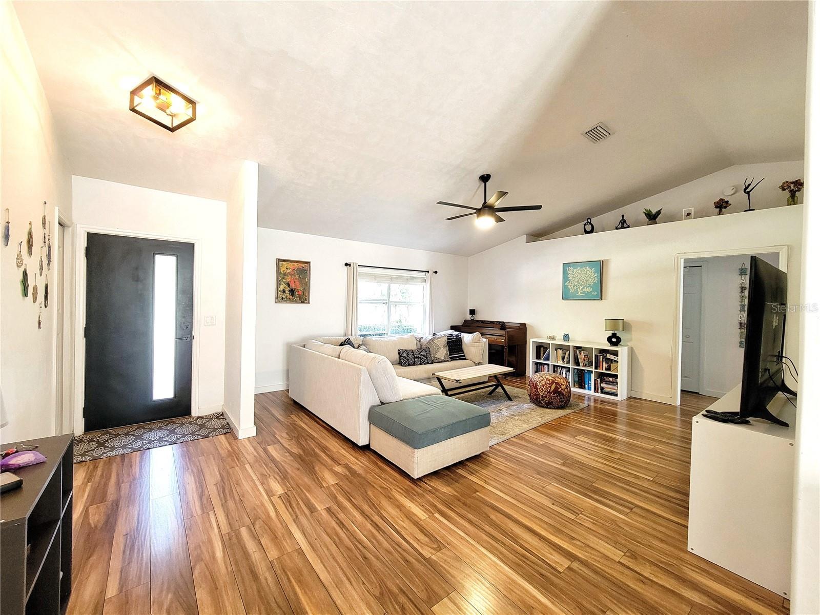 Image 5 of 29 For 510 96th Way