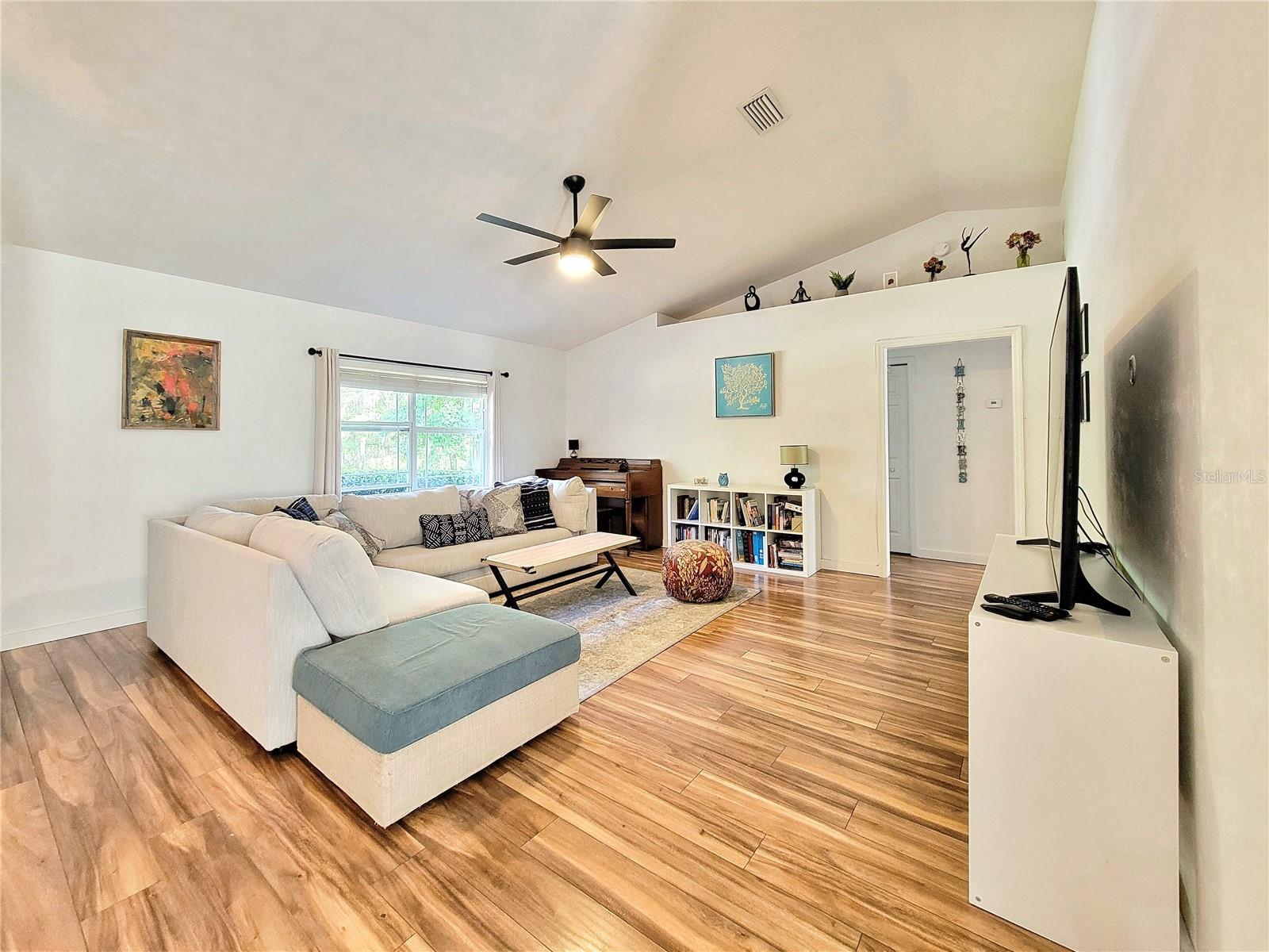 Image 6 of 29 For 510 96th Way