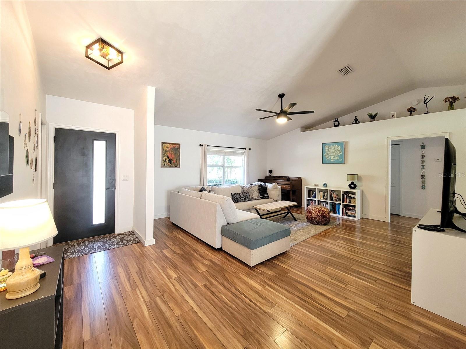 Image 7 of 29 For 510 96th Way