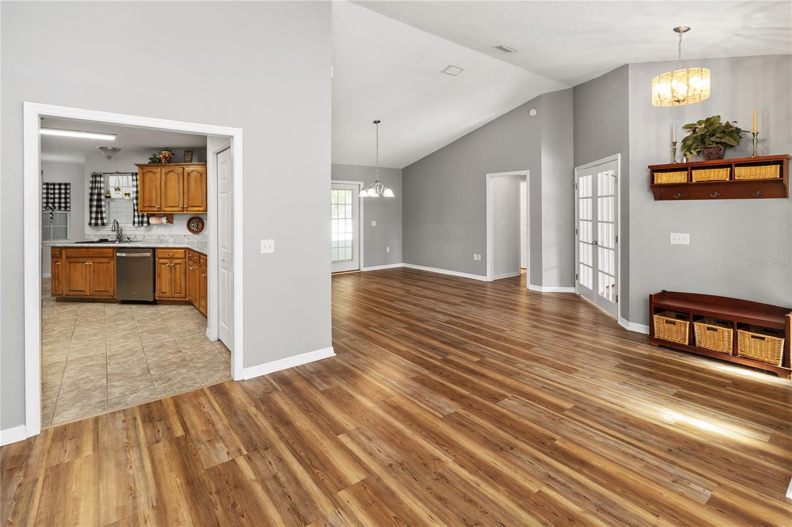 Image 18 of 56 For 1015 Northwood Drive