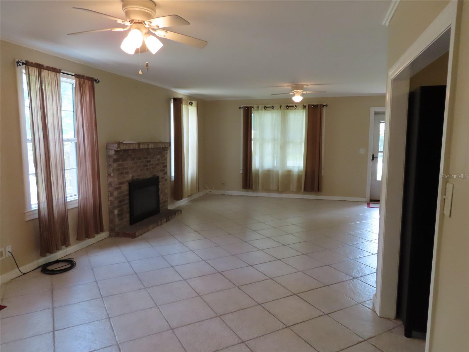 Image 11 of 21 For 1033 22nd Avenue