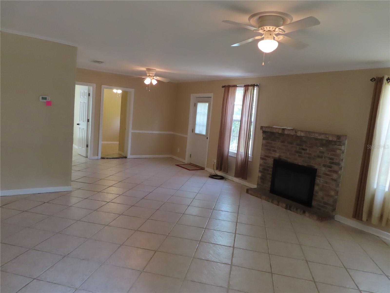 Image 3 of 21 For 1033 22nd Avenue