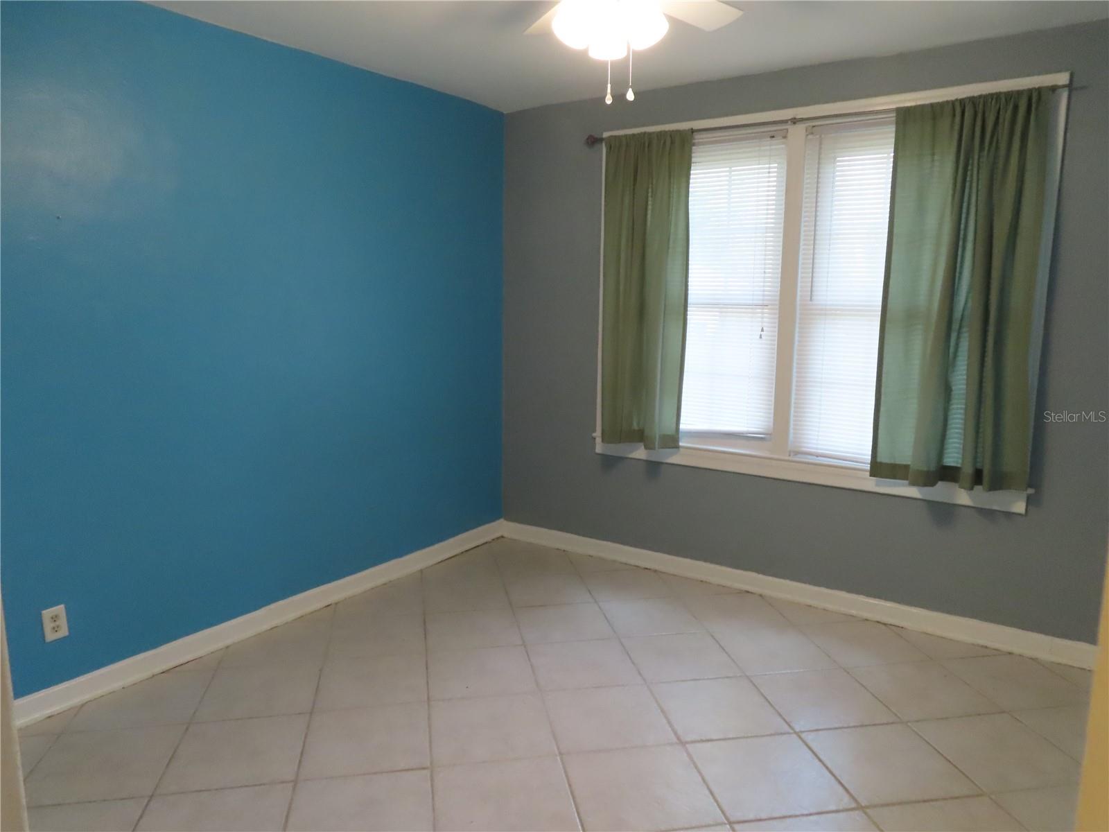 Image 8 of 21 For 1033 22nd Avenue
