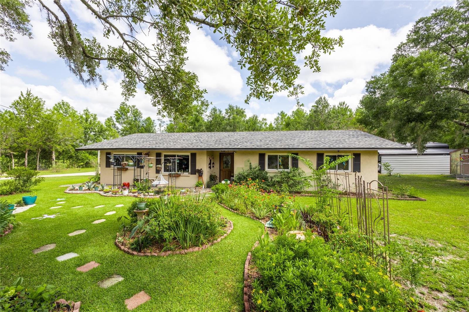 Details for 261 Ishie Avenue, BRONSON, FL 32621