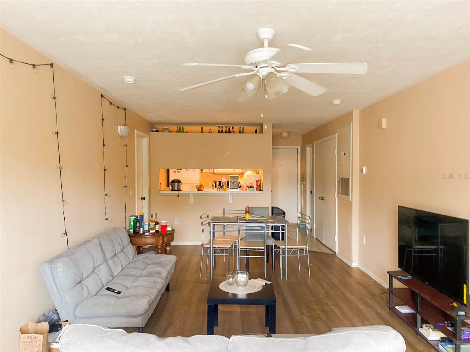 Image 5 of 14 For 4000 23rd Street 3-302 Room
