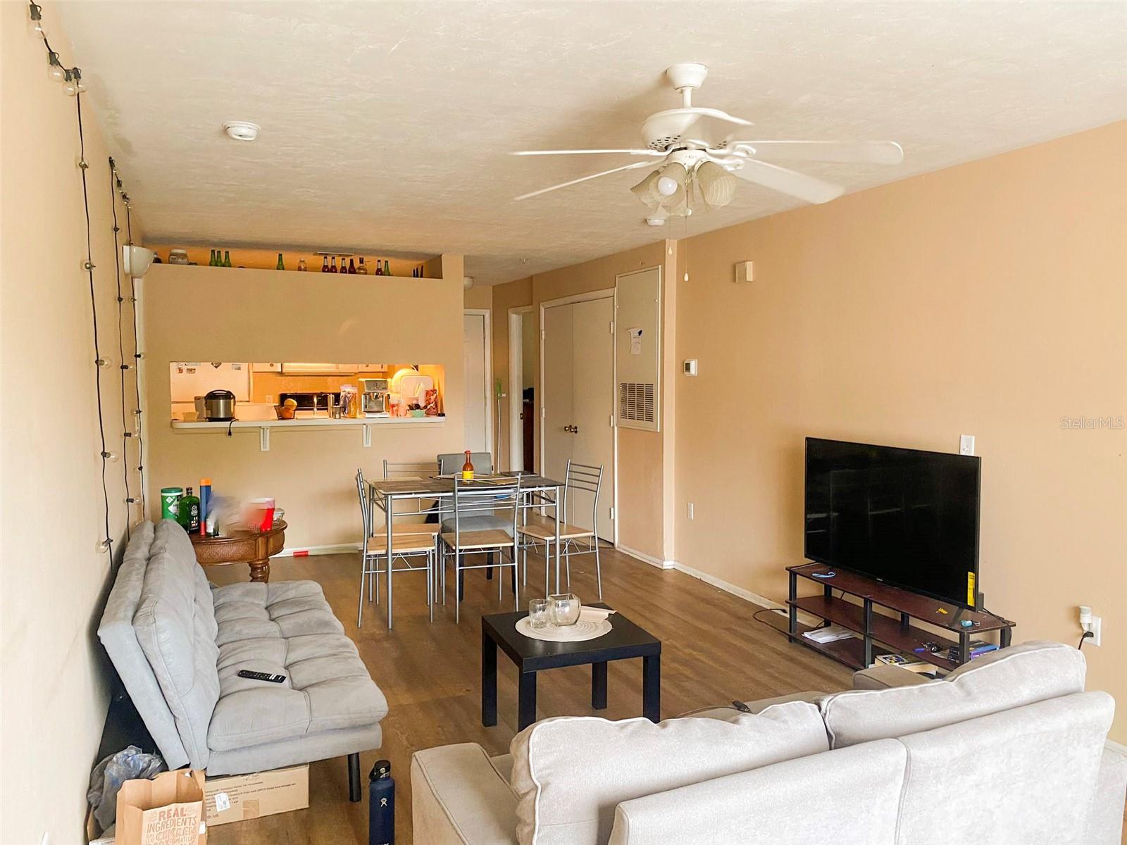 Image 6 of 14 For 4000 23rd Street 3-302 Room