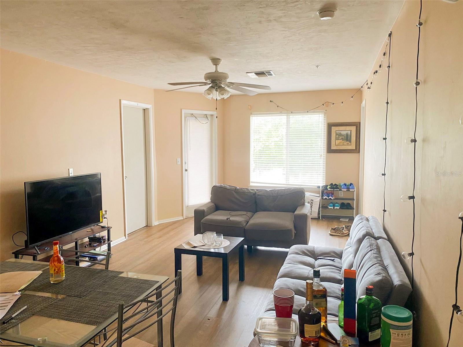 Image 7 of 14 For 4000 23rd Street 3-302 Room