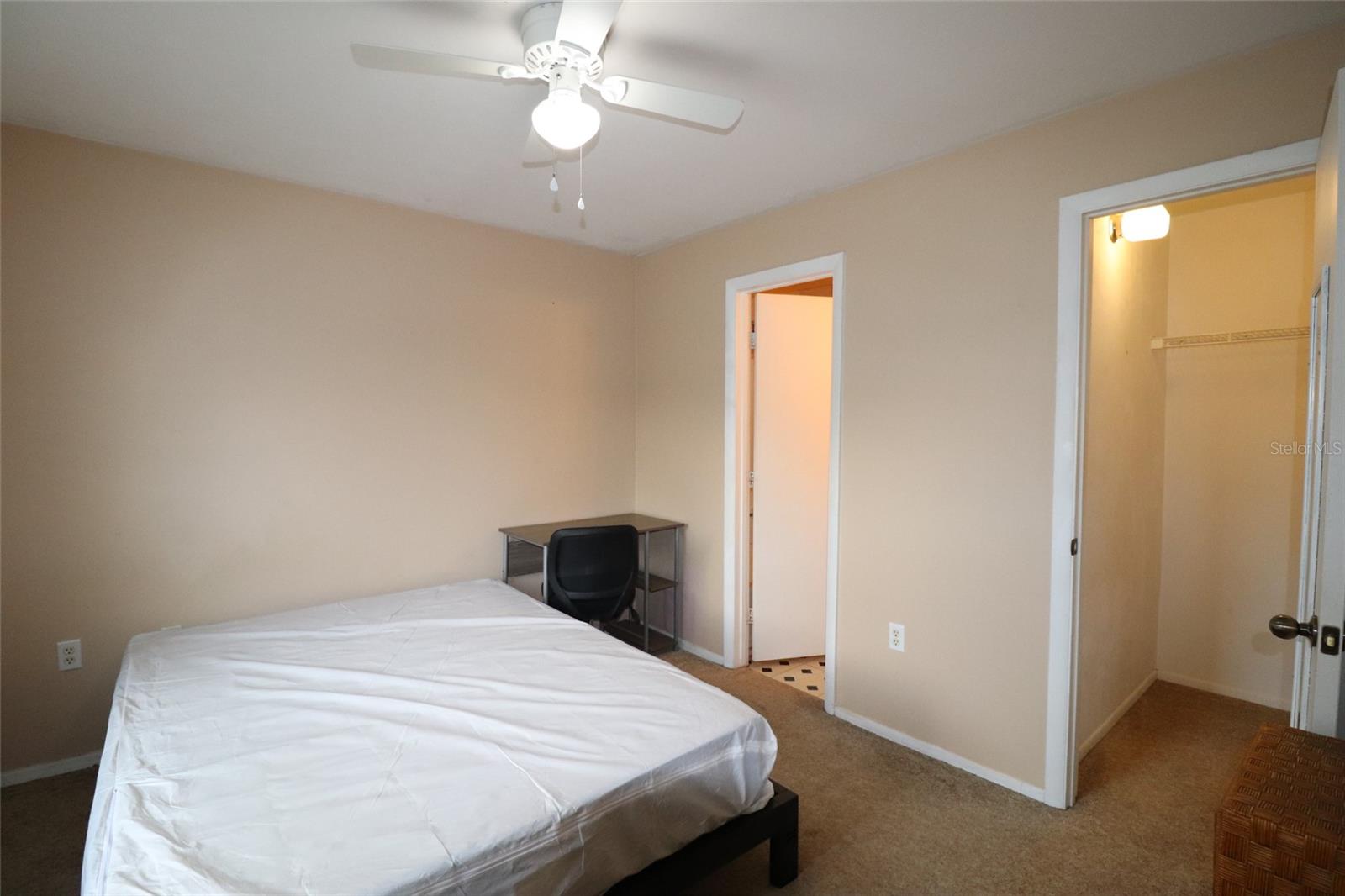 Image 8 of 14 For 4000 23rd Street 3-302 Room