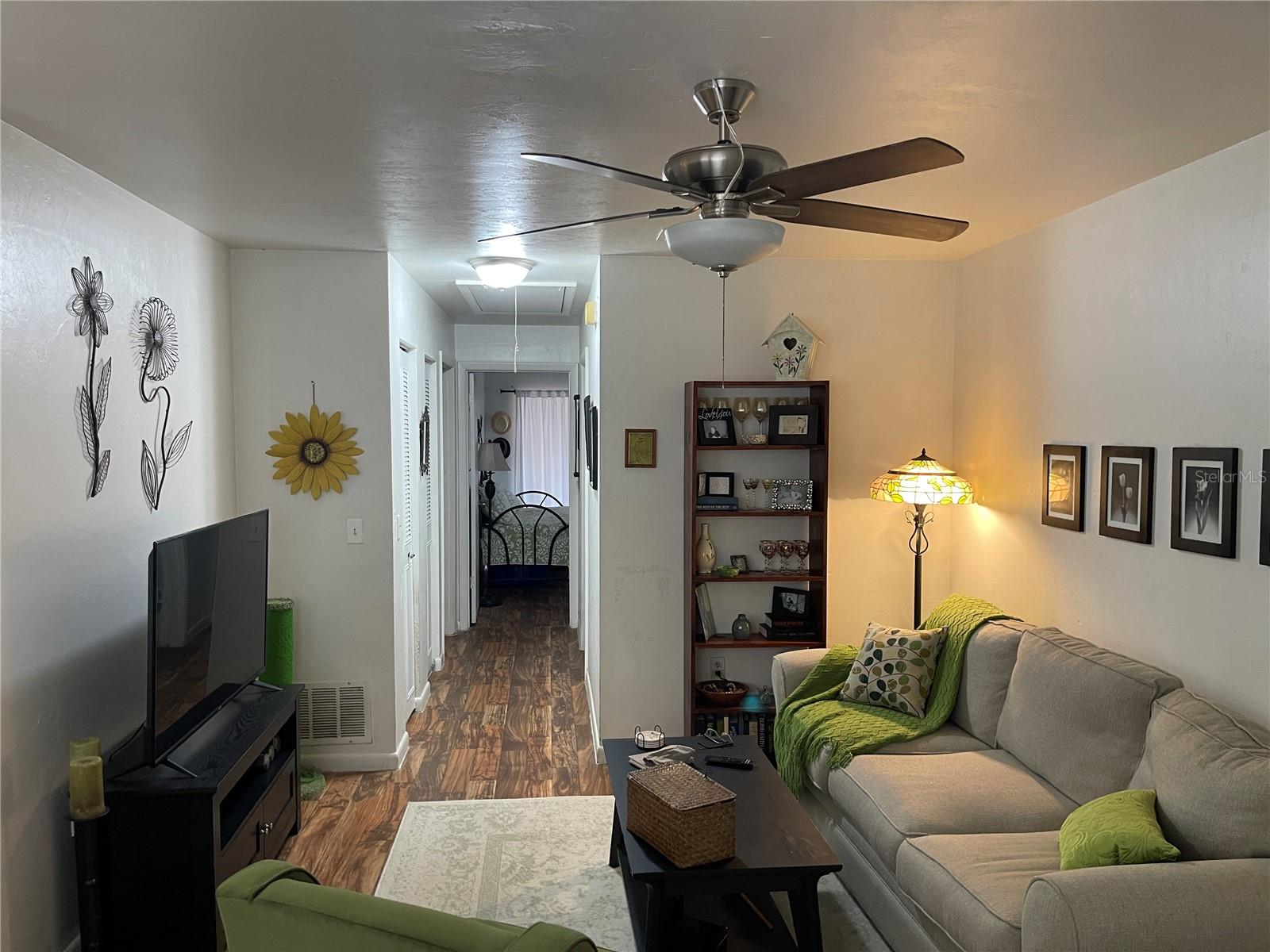 Image 3 of 20 For 7006 21st Lane