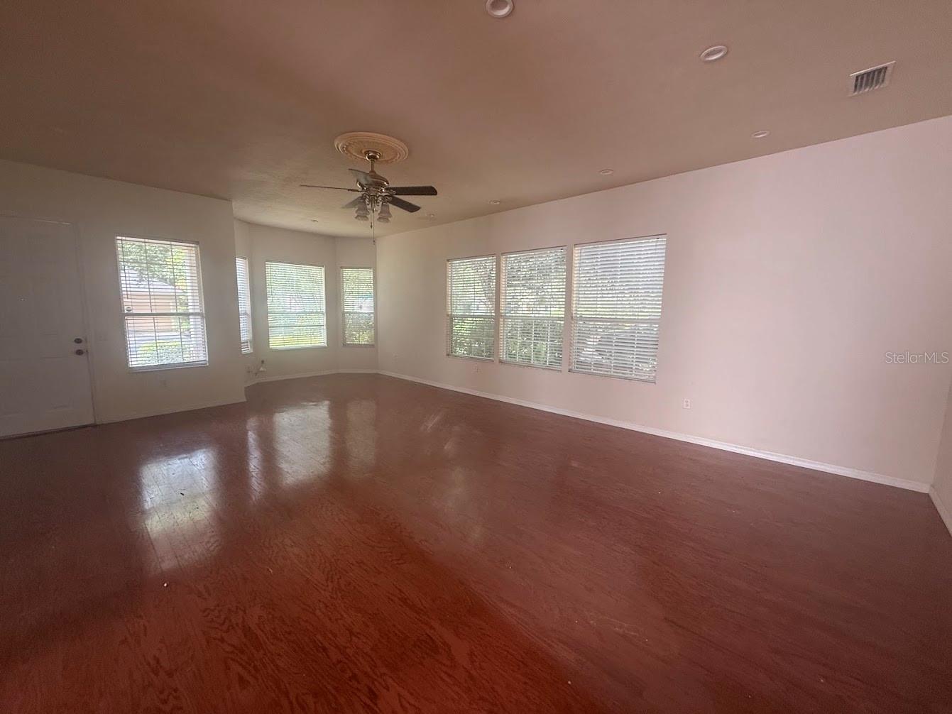 Image 2 of 14 For 9405 31st Lane