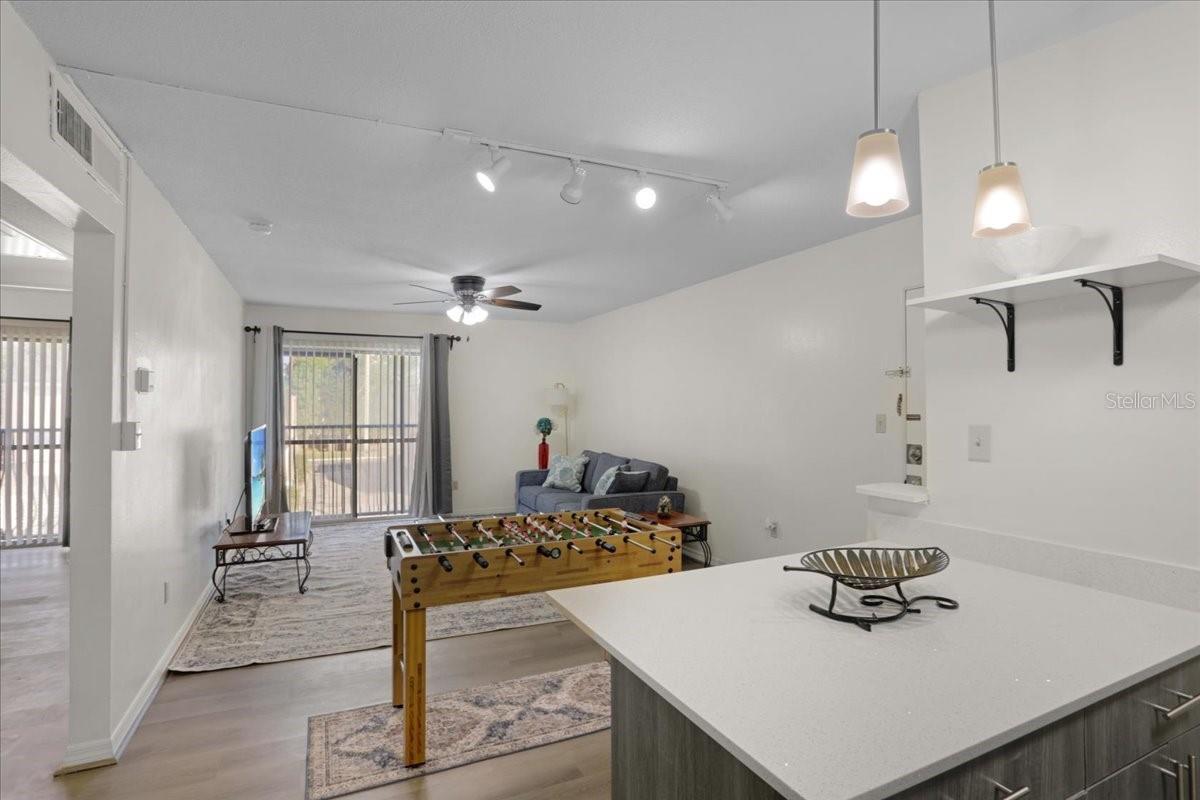 Image 11 of 23 For 1700 16th Court E30