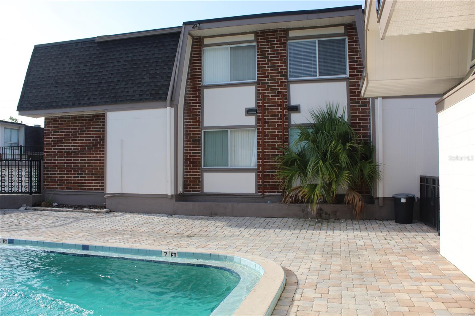 Image 21 of 23 For 1700 16th Court E30
