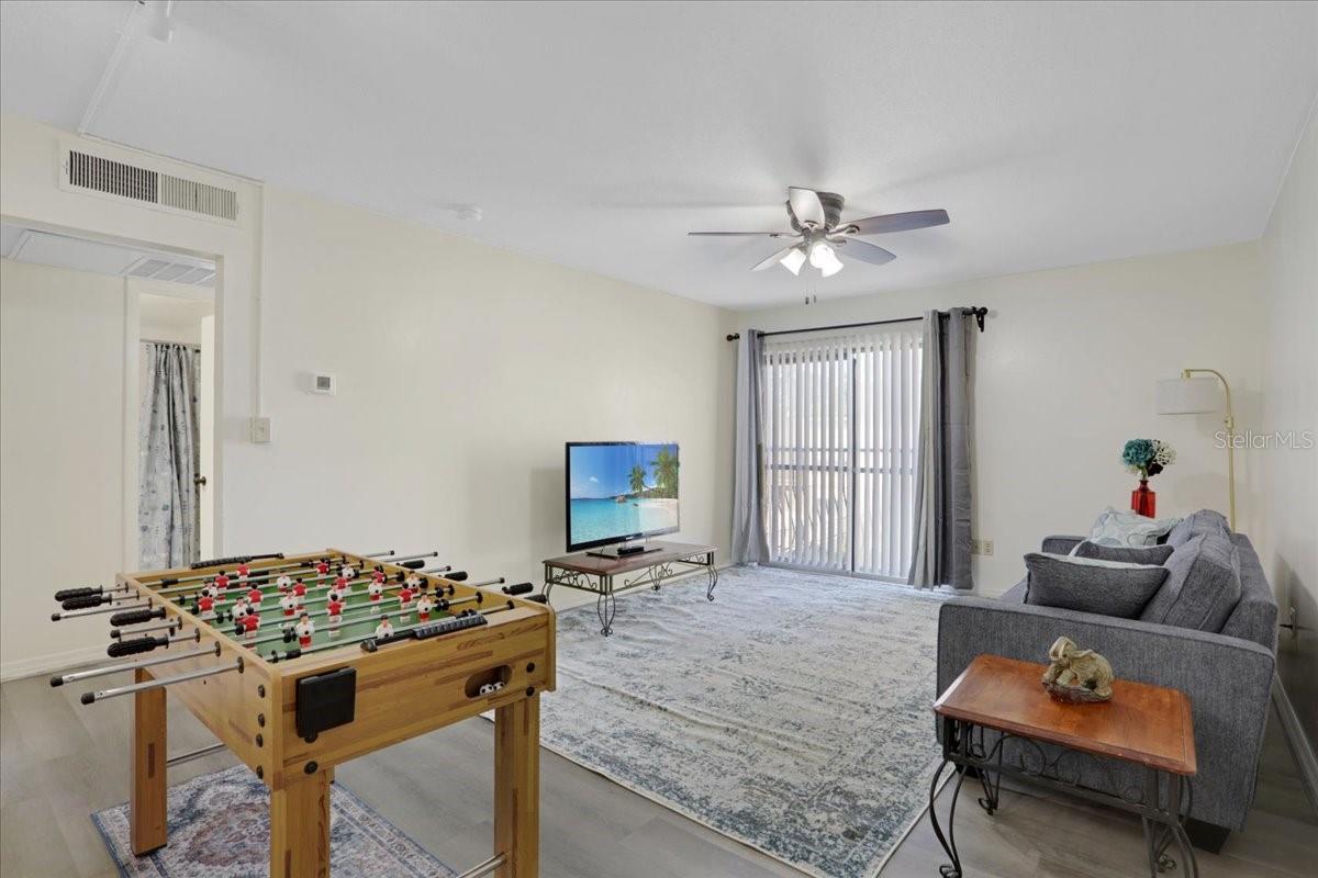 Image 3 of 23 For 1700 16th Court E30