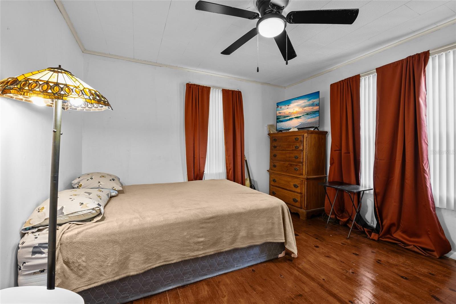 Image 13 of 24 For 207 Senter Avenue Nw